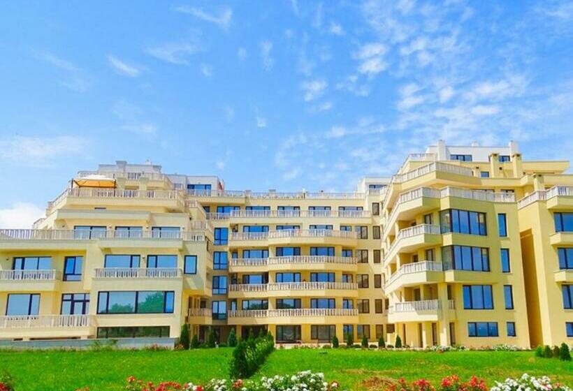 آپارتمان 1 خوابه با چشم‌انداز دریا, Zlaten Bryag