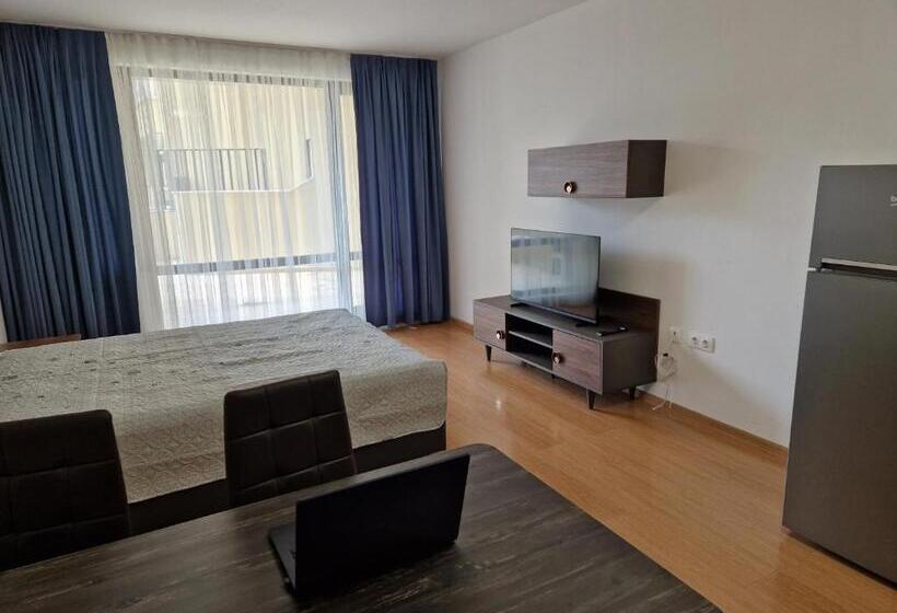 آپارتمان 1 خوابه با چشم‌انداز دریا, Zlaten Bryag