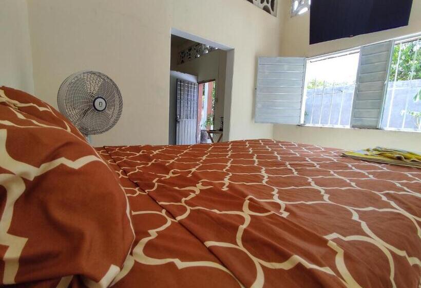 标准间, Hospedaje C&r