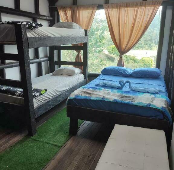 ファミリールーム, Colors Fantasy Hostel