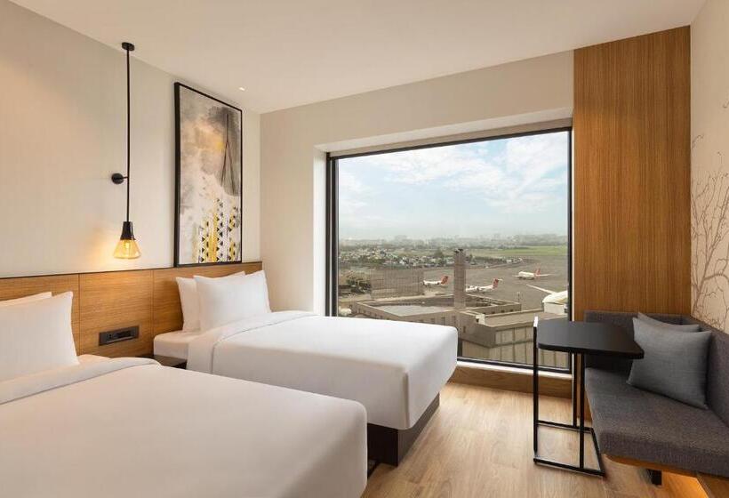 اتاق داخلی دلوکس, Fairfield By Marriott Mumbai International Airport