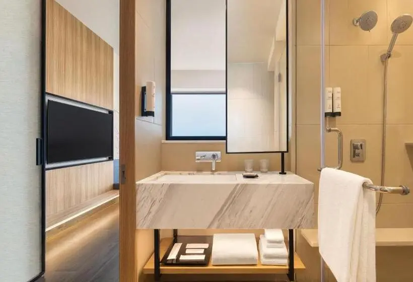 クイーンサイズベッドのスタンダードルーム, Fairfield By Marriott Mumbai International Airport