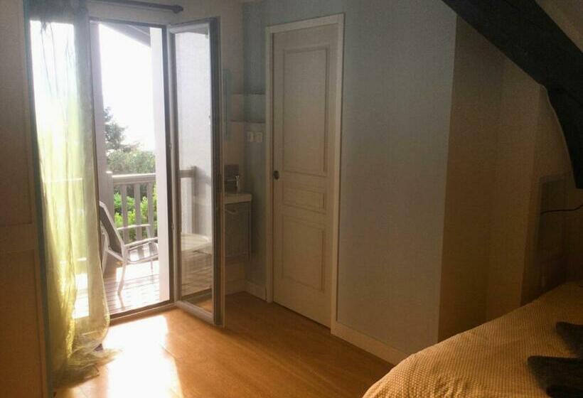 غرفة قياسية مطلّة علي البحر مزوَّدة بشُرفة, Casa Baia Hendaye