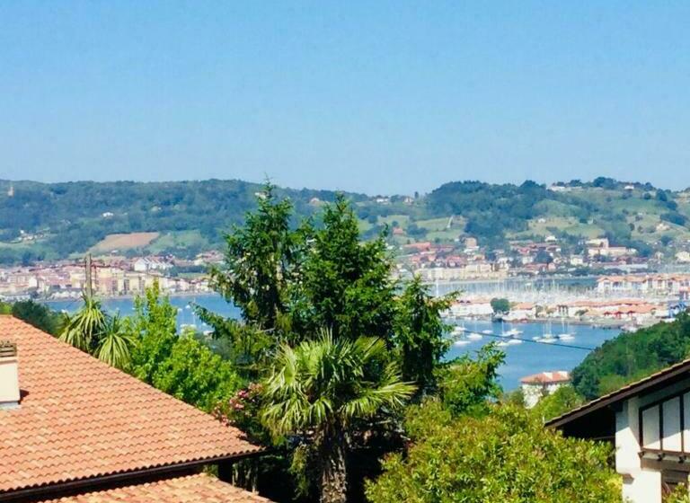 غرفة قياسية مطلّة علي البحر, Casa Baia Hendaye