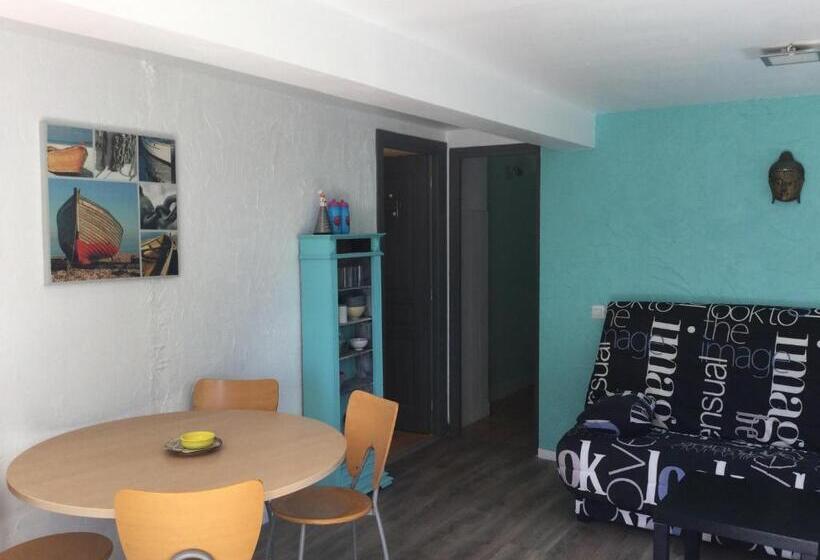 جناح, Casa Baia Hendaye