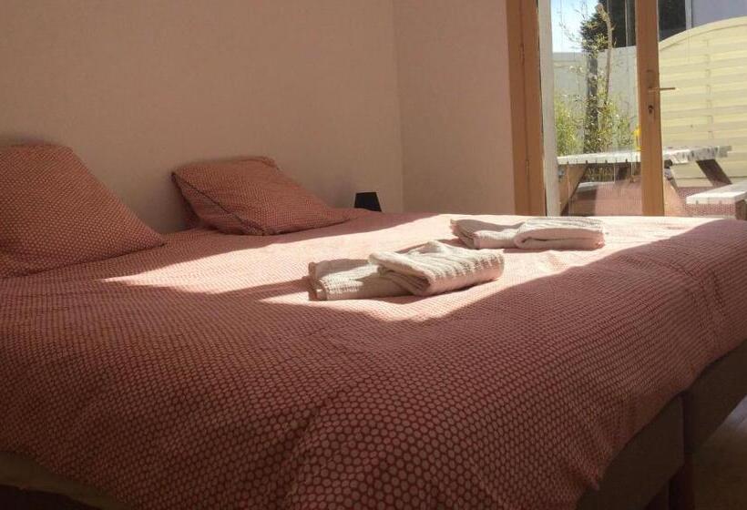 جناح, Casa Baia Hendaye