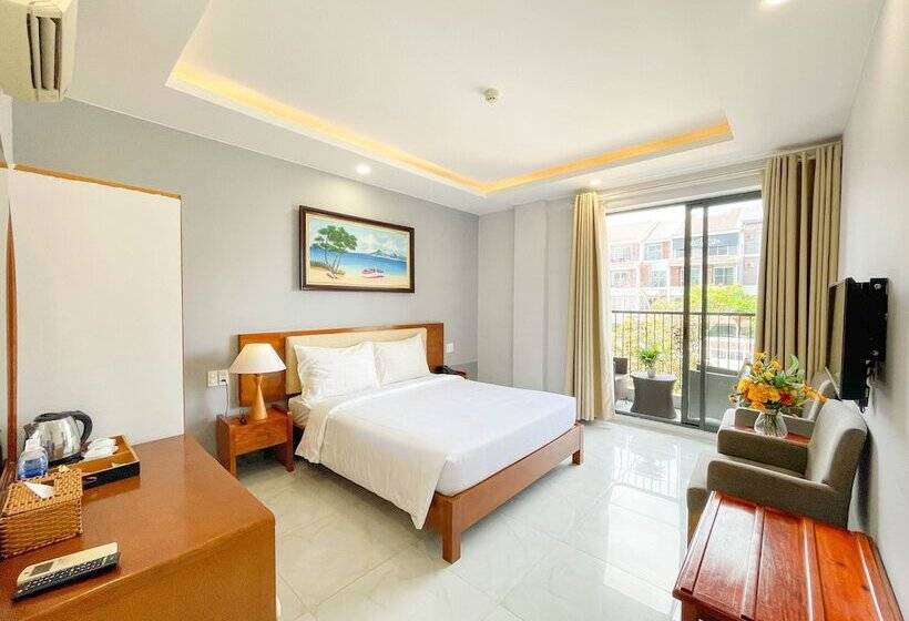 اتاق لوکس, Amon Phu Quoc