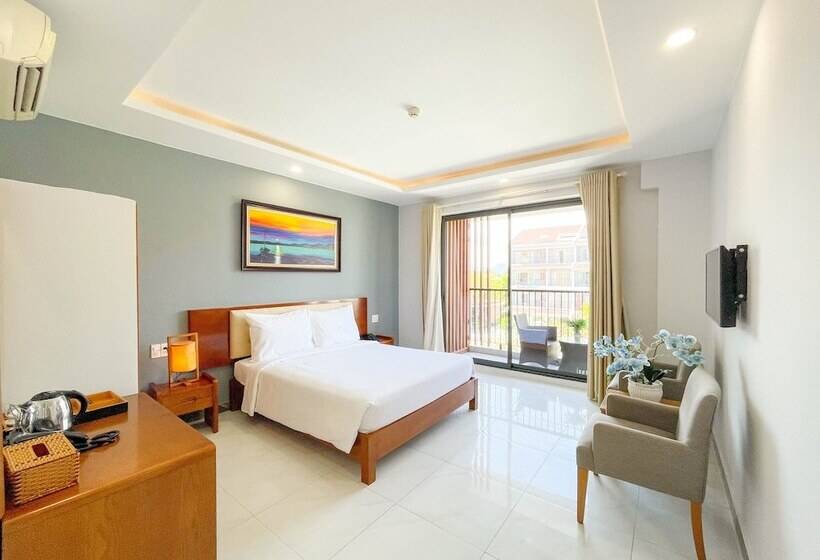 اتاق خانوادگی, Amon Phu Quoc