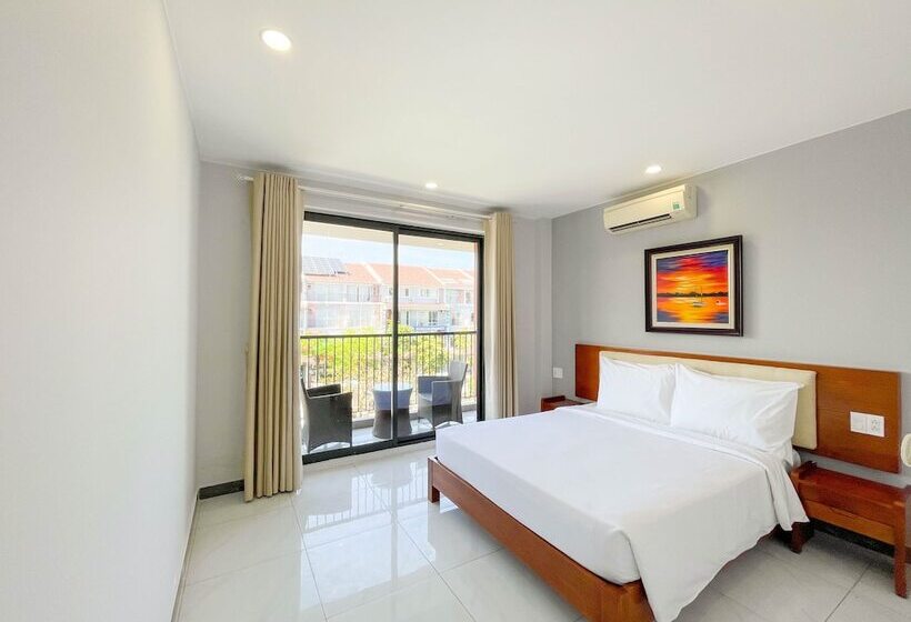 اتاق خانوادگی, Amon Phu Quoc