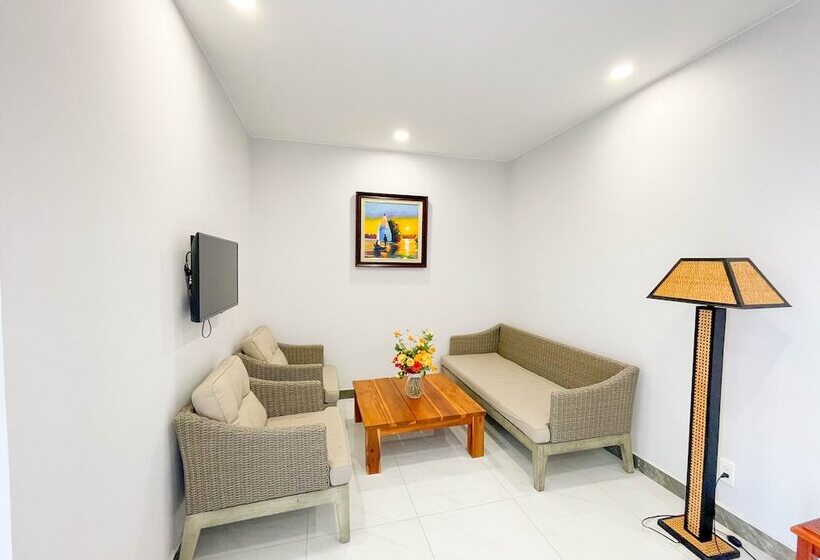 اتاق خانوادگی, Amon Phu Quoc