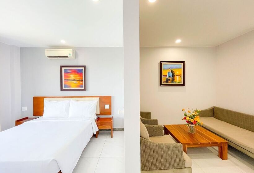 اتاق خانوادگی, Amon Phu Quoc