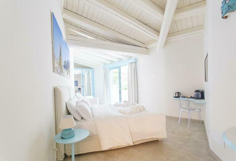 디럭스 룸, Oasi Blu Sardinia