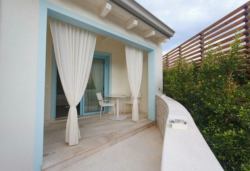 풀장 전망 디럭스 룸, Oasi Blu Sardinia