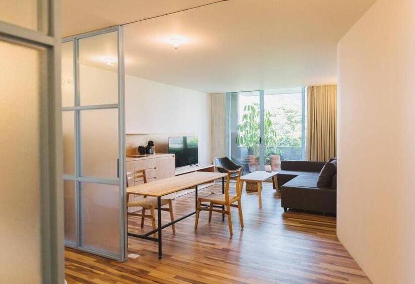 침실 1개 아파트, Xolo Stays