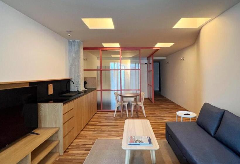 스탠다드 룸, Xolo Stays