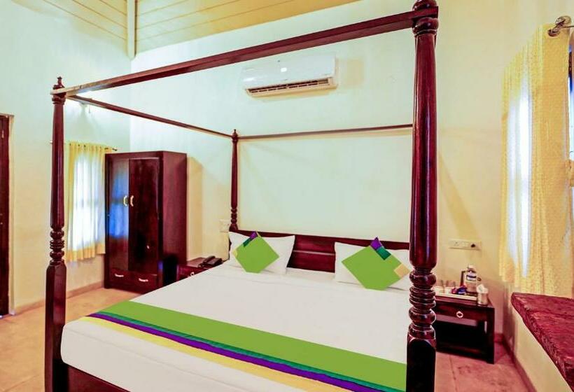 Номер Deluxe, Treebo Trend Siddhagiri