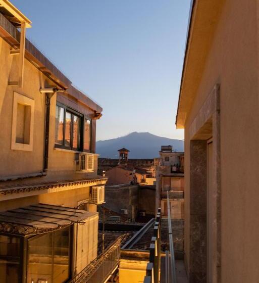 غرفة ديلوكس مزودة بشرفة, Villa D Orville Luxury Suites Taormina