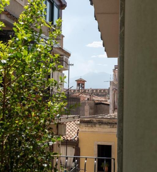 غرفة ديلوكس مزودة بشرفة, Villa D Orville Luxury Suites Taormina