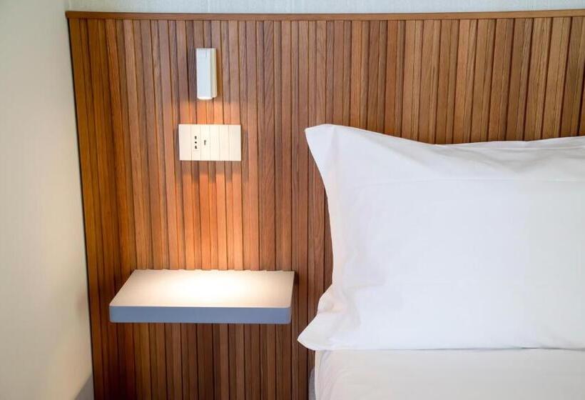 اتاق لوکس با بالکن, Villa D Orville Luxury Suites Taormina