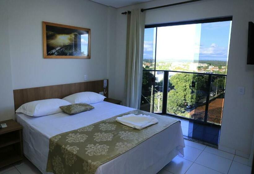 Quarto Estandar Individual, Pontal Executive