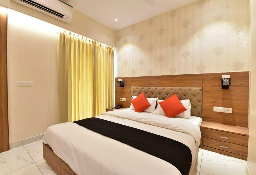 חדר דלוקס, Ekana