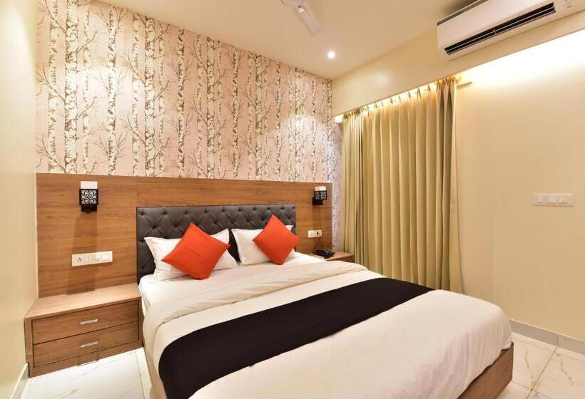 חדר דלוקס, Ekana