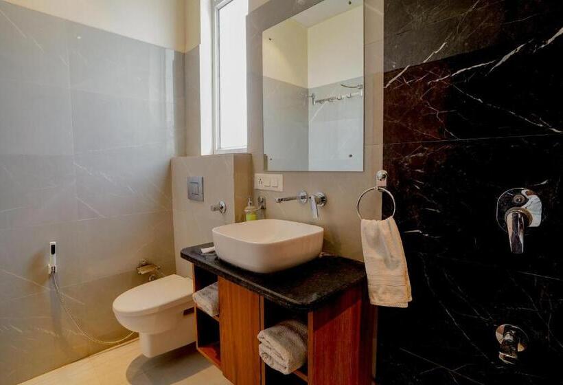 חדר דלוקס, Ekana