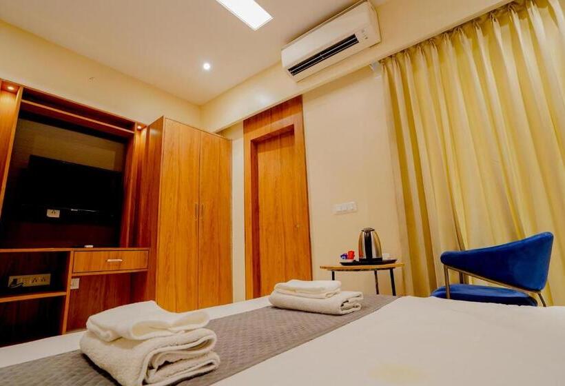 חדר דלוקס, Ekana