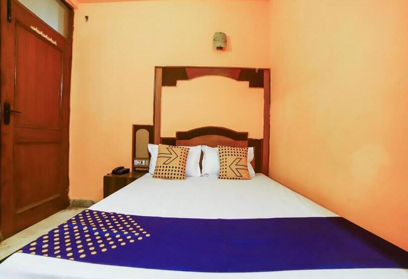 غرفة كلاسيكية ثلاثية, Flagship Bonelli Resort