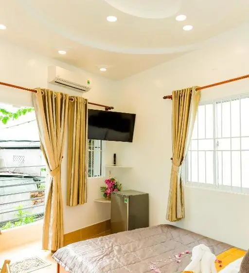 اتاق لوکس با بالکن, Buddha Homestay