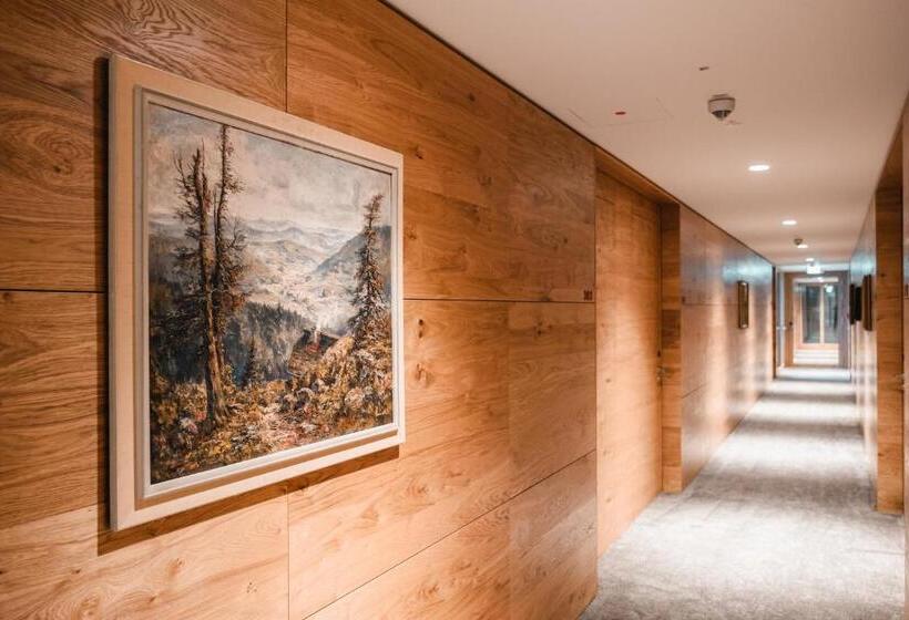 Четырехместный Номер Стандарт, Munde