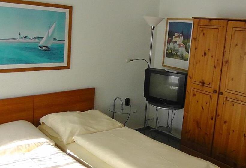 غرفة قياسية حمام مشترك, Domhotel Bed & Breakfast