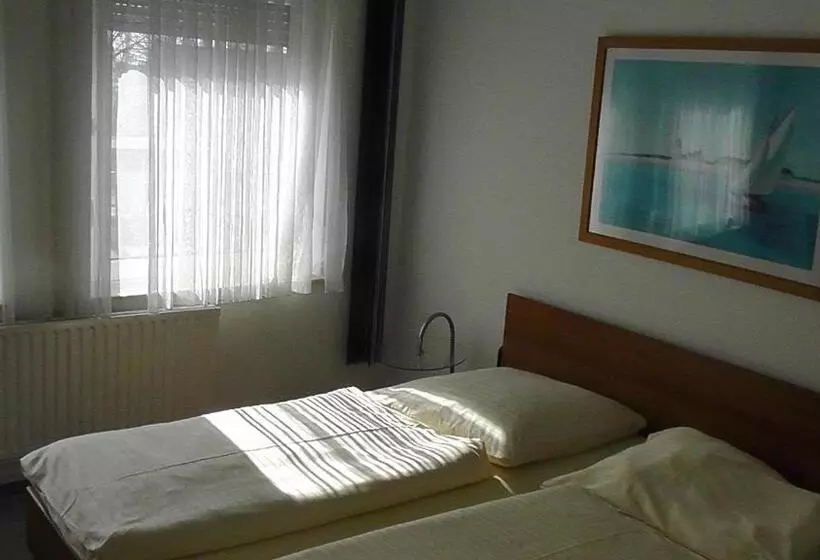 スタンダードルーム, Domhotel Bed & Breakfast