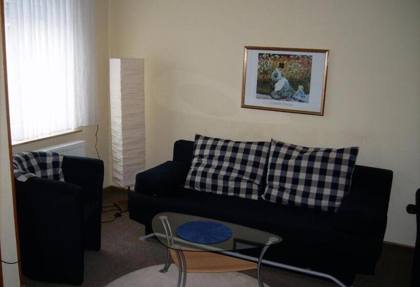 غرفة قياسية ثلاثية, Domhotel Bed & Breakfast