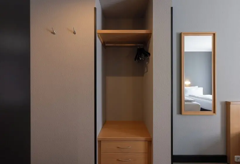 ガーデンビュースタンダードルーム, Garner Hotel Cottbus Süd by IHG