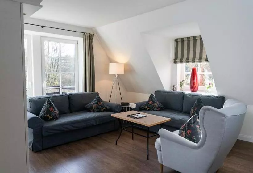 اتاق استاندارد, Alster Au