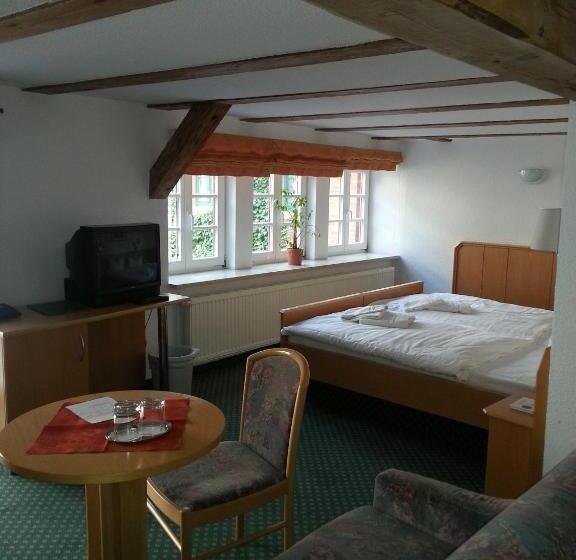 스탠다드 룸, Am Schloß