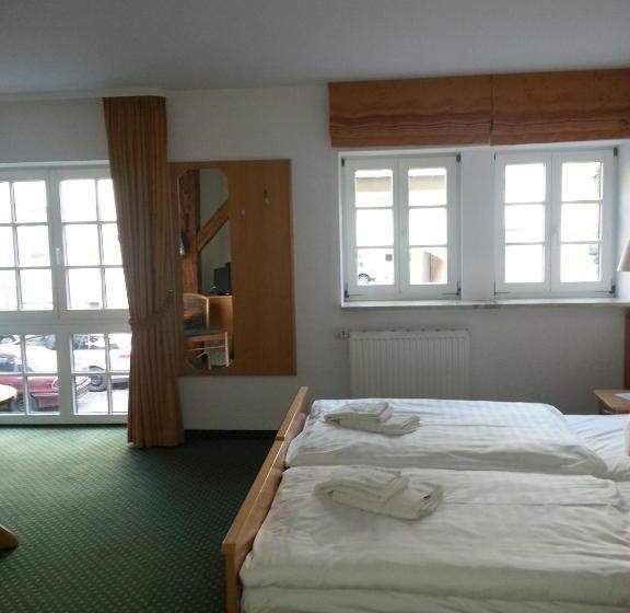 패밀리 룸, Am Schloß