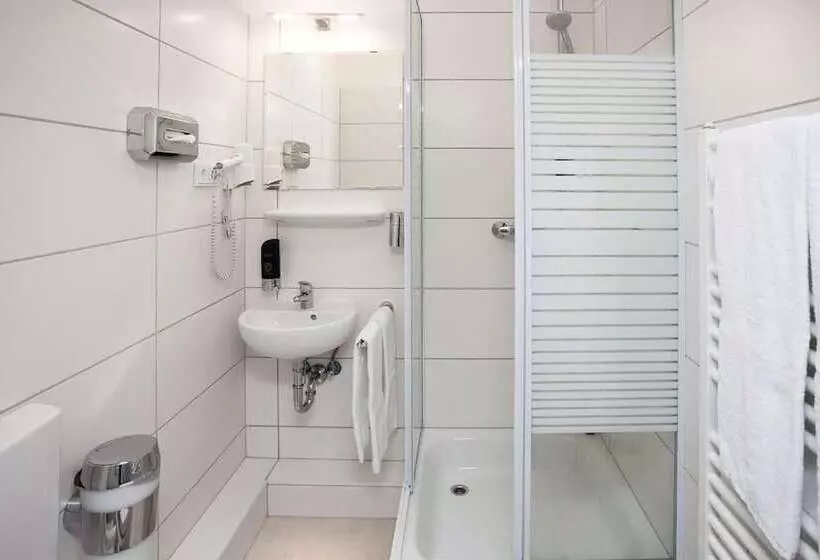 Standard Kolmen Hengen Huone, Boutique 056 Hamburg Central