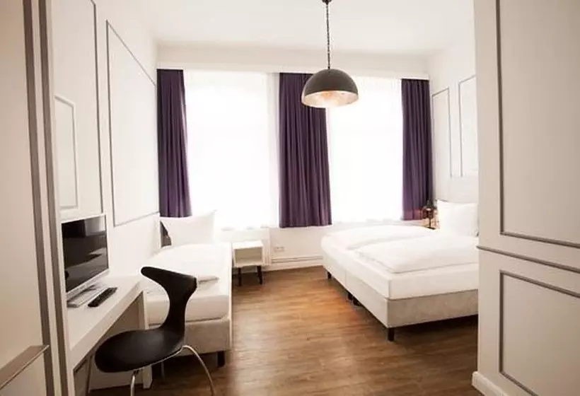 Standard Kolmen Hengen Huone, Boutique 056 Hamburg Central