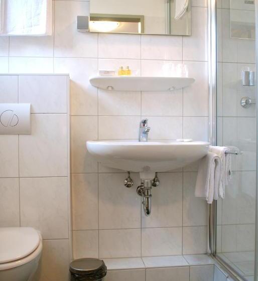 غرفة قياسية, Dietrichsdorfer Hof