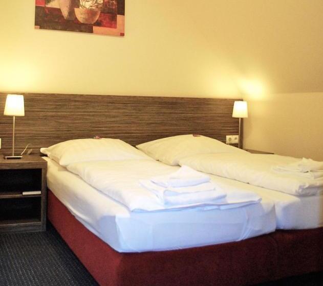 غرفة عائلية, Dietrichsdorfer Hof