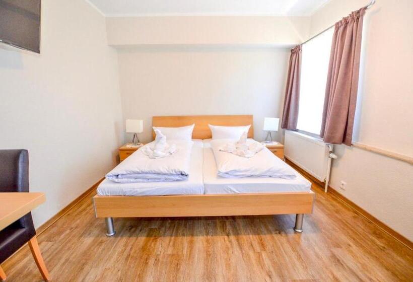 스탠다드 룸, Fruerlund