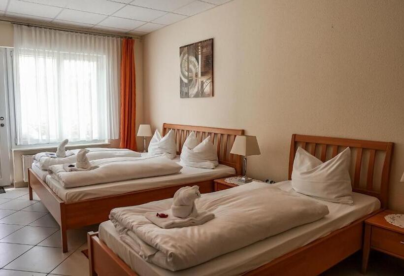 패밀리 룸, Fruerlund