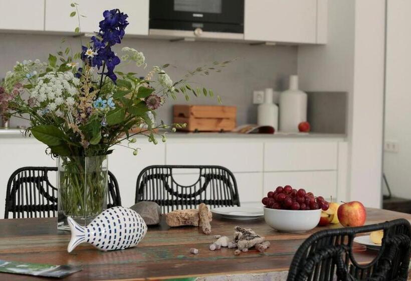 주니어 스위트, Glückauf 1908