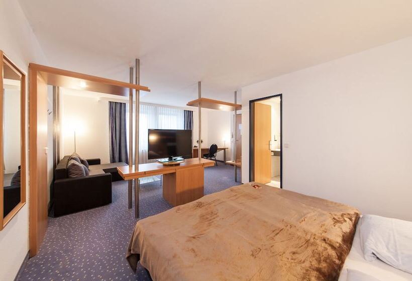 スーペリアールーム, Am Seegraben