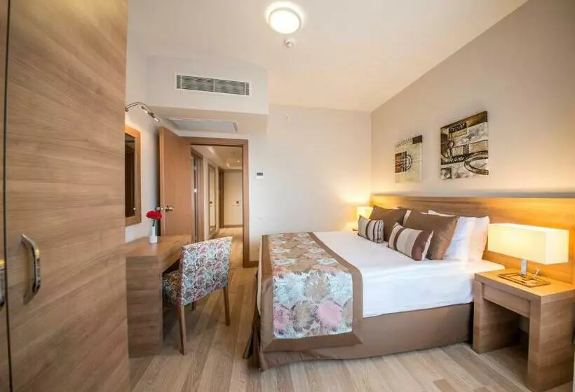 سوییت خانوادگی, Ramada Resort by Wyndham Lara