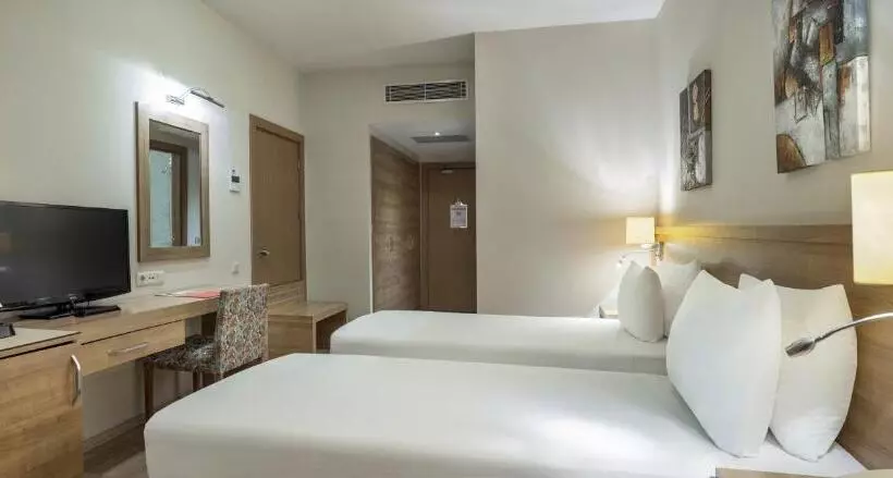 اتاق استاندارد, Ramada Resort by Wyndham Lara