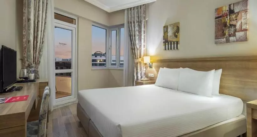 اتاق استاندارد, Ramada Resort by Wyndham Lara