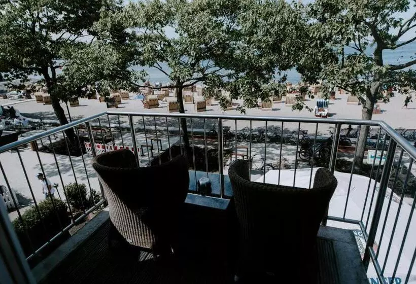オーシャンビュースタンダードルーム, Strandhotel Seeblick, Ostseebad Heikendorf